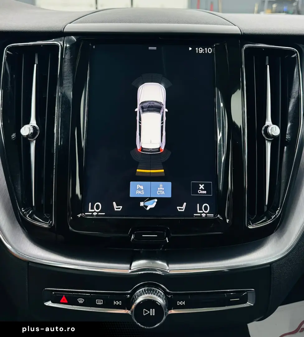 VOLVO XC60 2019 2.0D E6 Garantie 12 Luni Rate Avans 0 Doar C
