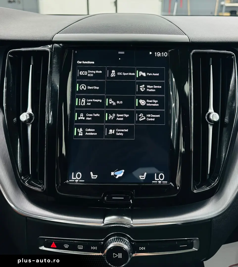 VOLVO XC60 2019 2.0D E6 Garantie 12 Luni Rate Avans 0 Doar C