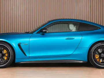 MERCEDES-BENZ AMG GT COUPE 63 4M COOL-SEAT-PANO-LIFT…