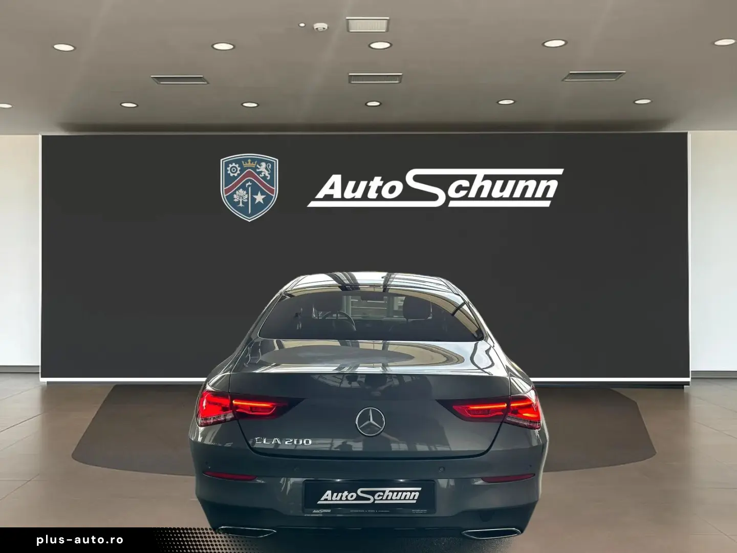 Mercedes-Benz Cla-200