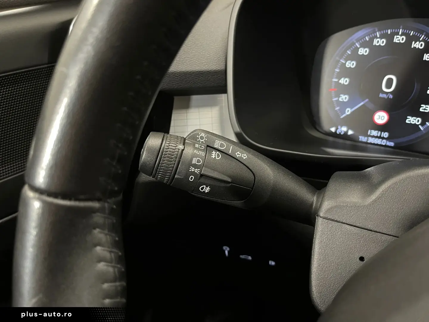 Volvo Xc-40