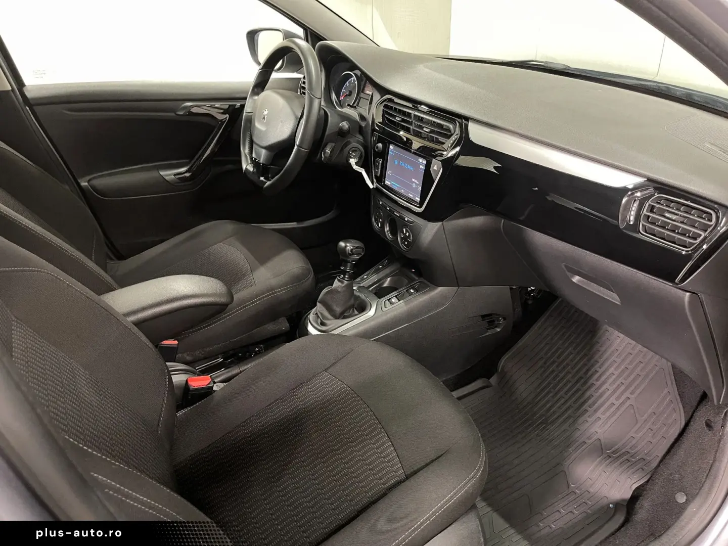 Peugeot 301