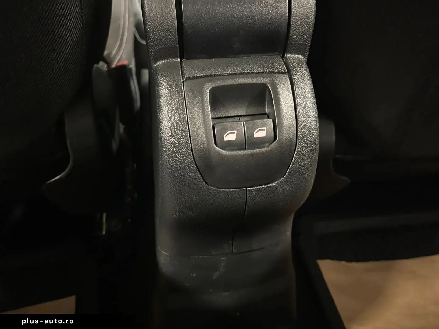 Peugeot 301
