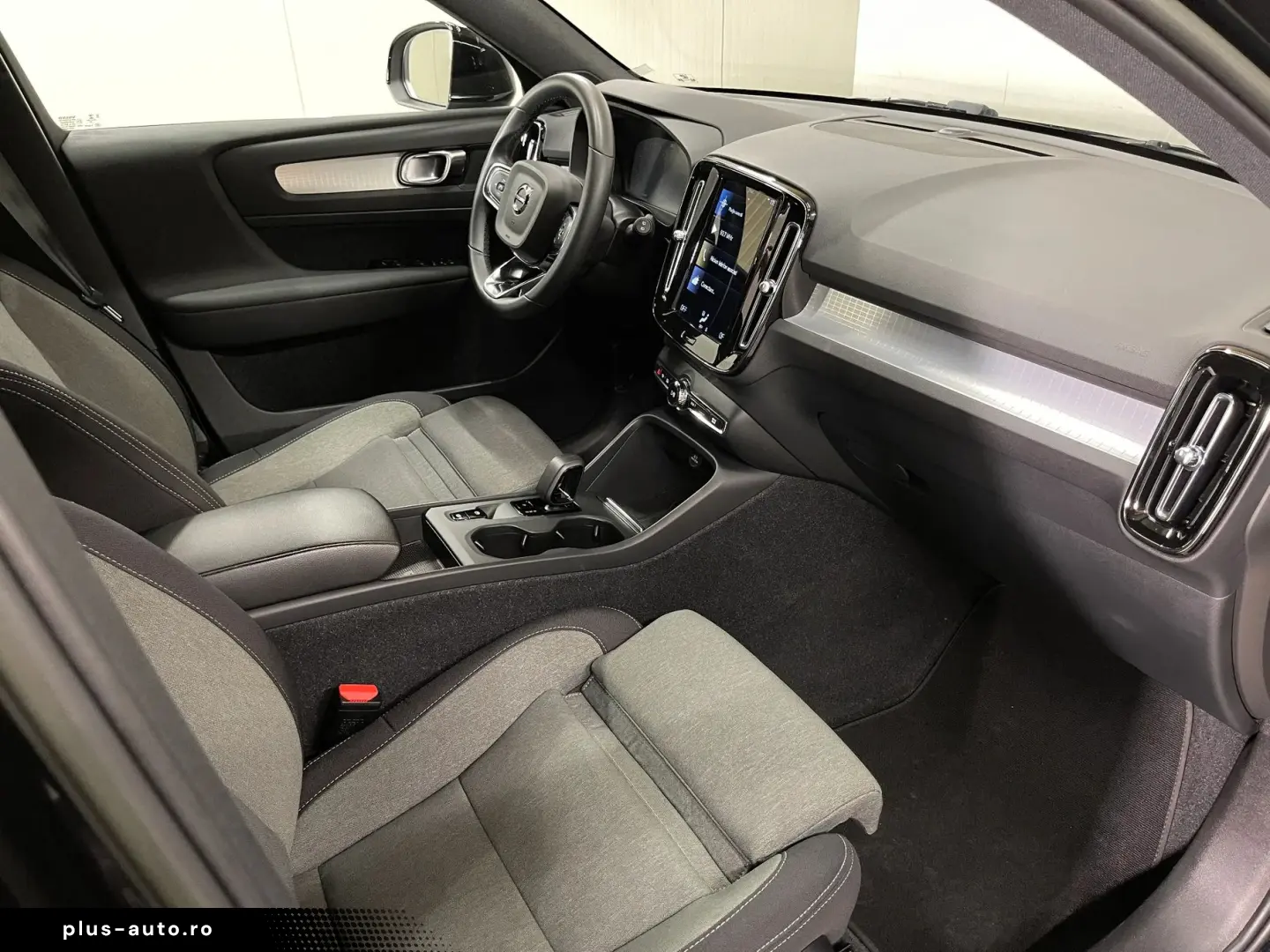 Volvo Xc-40
