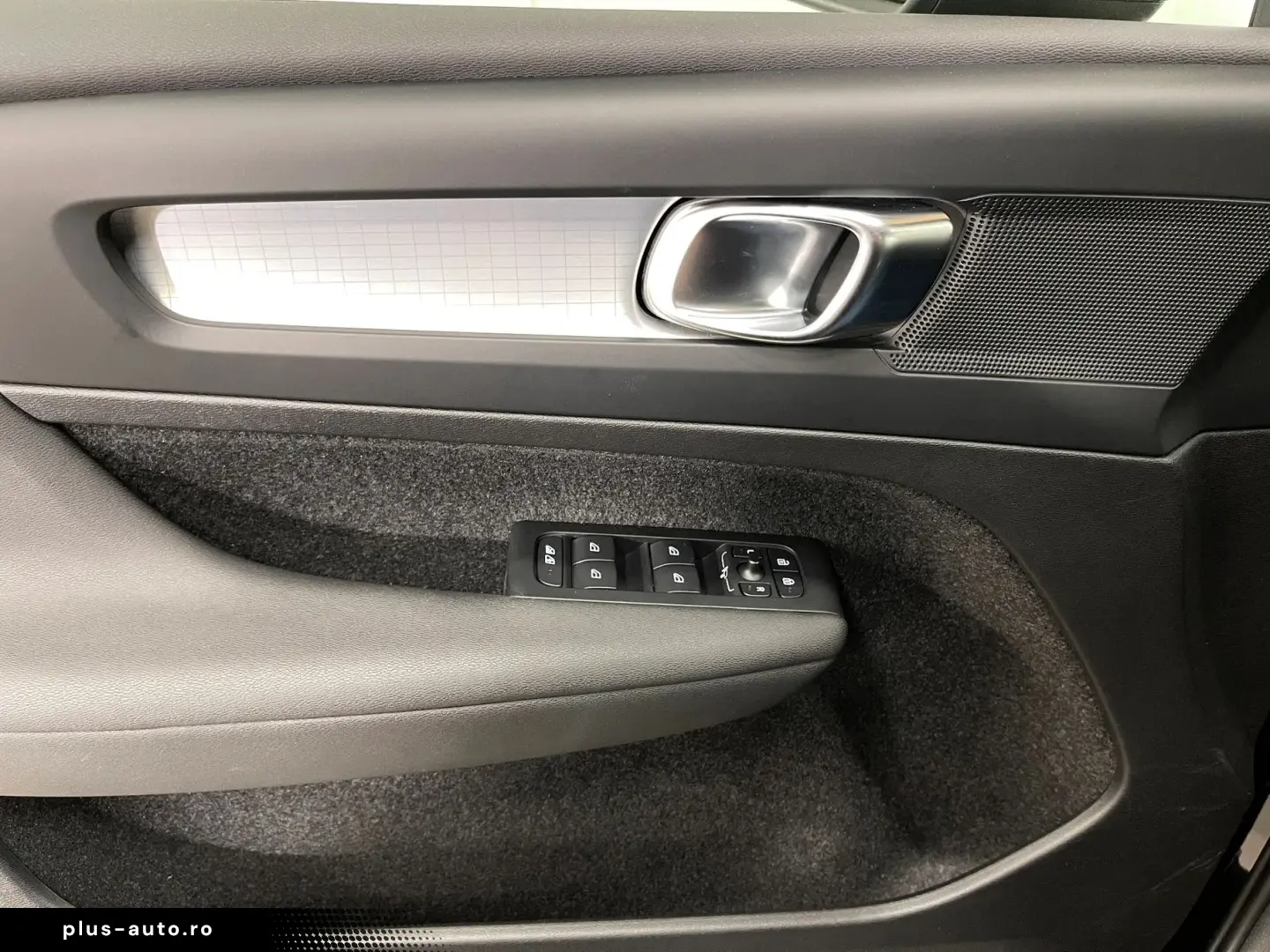 Volvo Xc-40