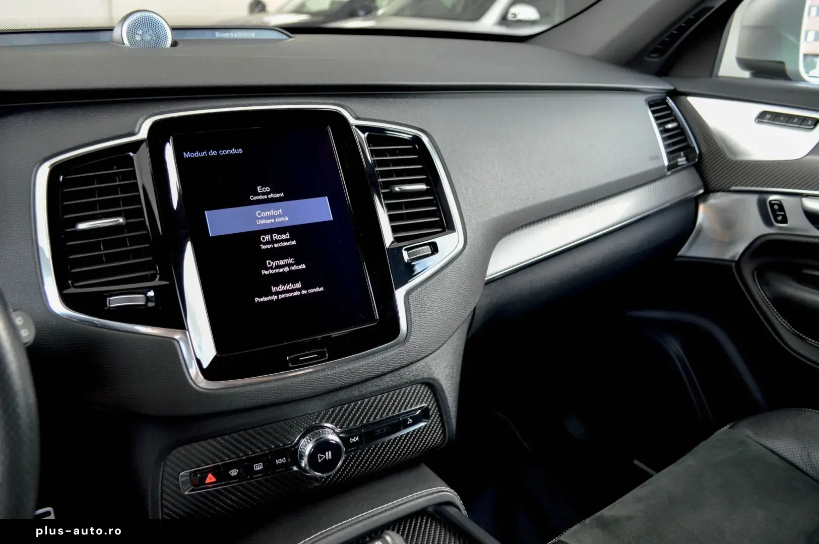 2017 Volvo XC-90 2.0 D5 AWD Geartronic   RATE FIXE   Garanți