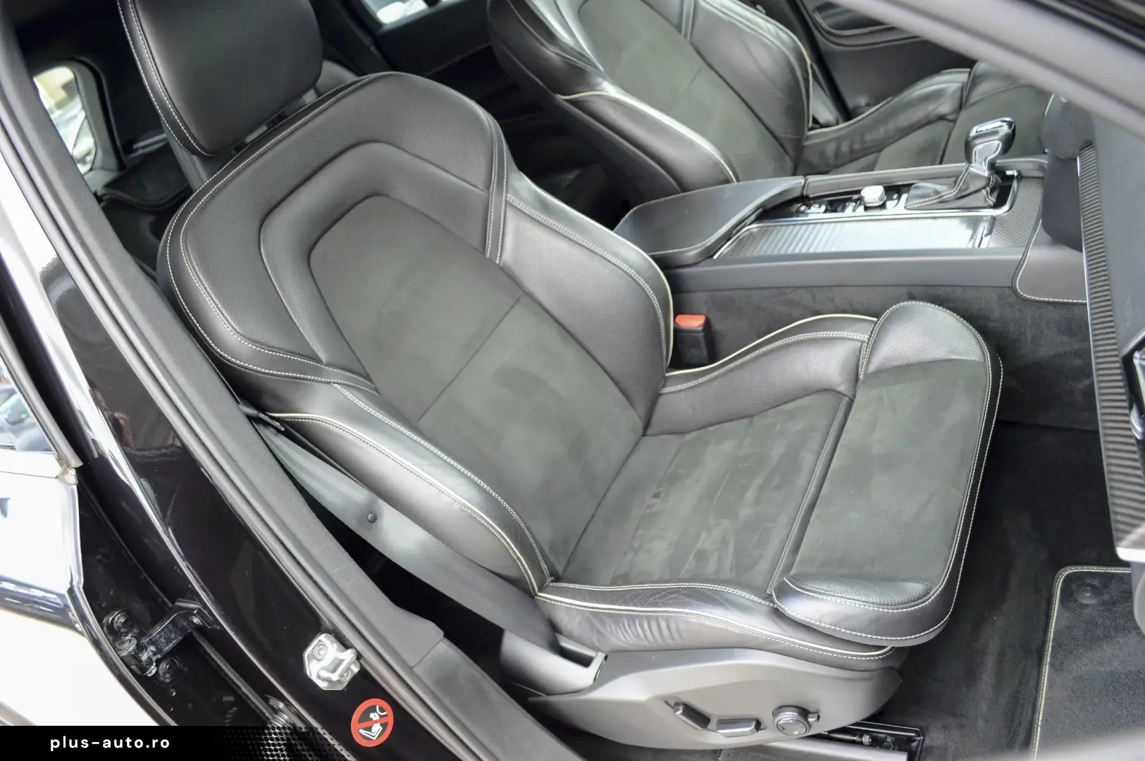 2017 Volvo XC-90 2.0 D5 AWD Geartronic   RATE FIXE   Garanți