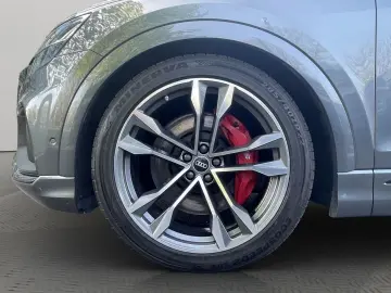 AUDI SQ8 4.0 TFSI qu. Matrix B&O Pano HuD AHK 360