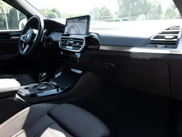 BMW X4 xDrive30d M-Sport FACEL. PANO HUD 360  LASER