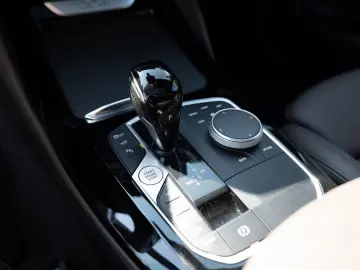 BMW X4 xDrive30d M-Sport FACEL. PANO HUD 360  LASER