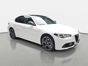 Alfa Romeo VELOCE PANORAMA TECHNOLOGIE PAKET PREMIUM AUDIO