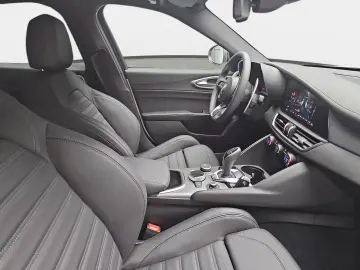 Alfa Romeo VELOCE PANORAMA TECHNOLOGIE PAKET PREMIUM AUDIO