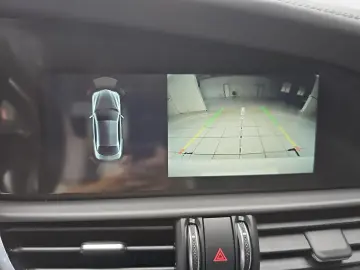 Alfa Romeo VELOCE PANORAMA TECHNOLOGIE PAKET PREMIUM AUDIO