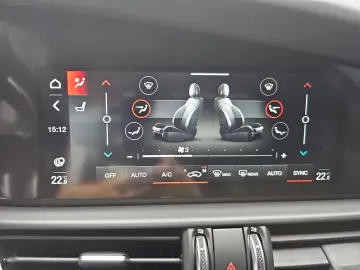 Alfa Romeo VELOCE PANORAMA TECHNOLOGIE PAKET PREMIUM AUDIO