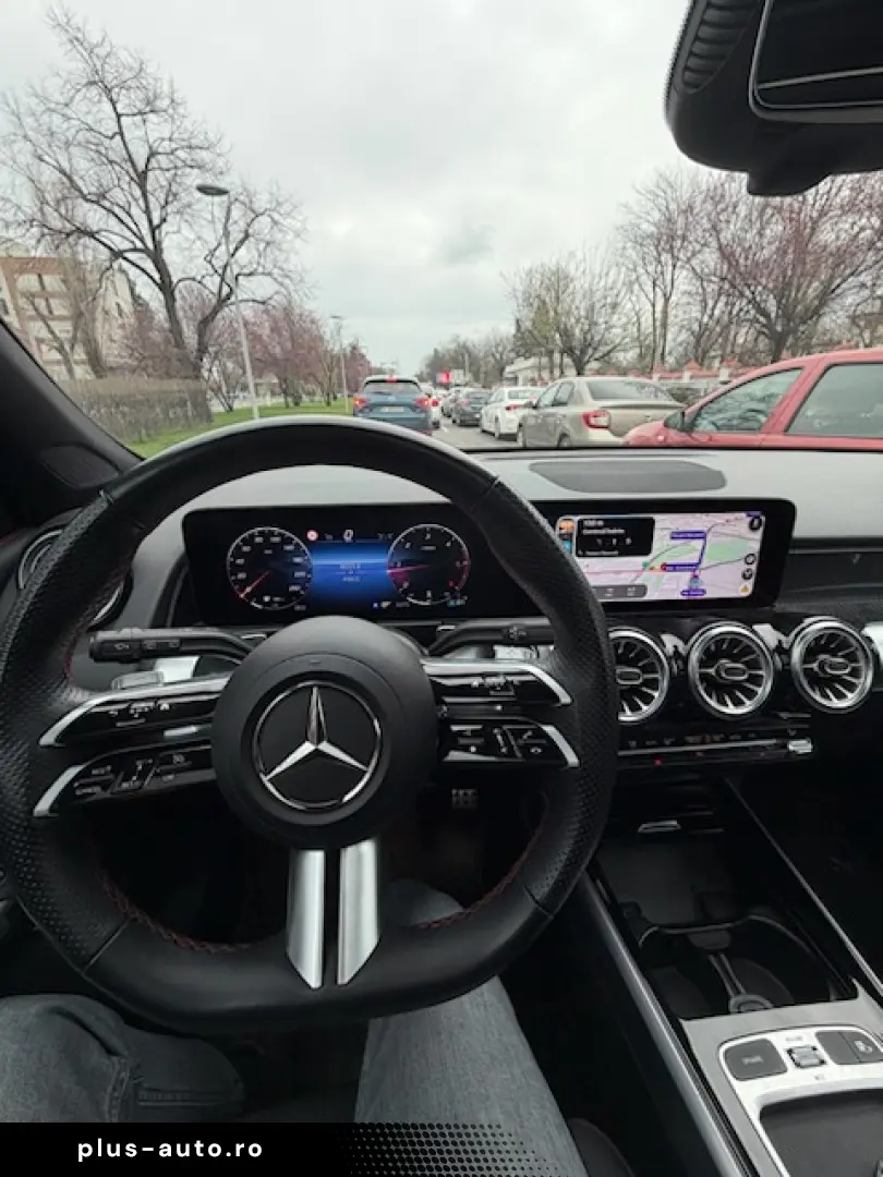 Mercedes-Benz GLB 200