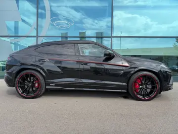 LAMBORGHINI Urus S  Plafon Panoramic AKRAPOVIC CARBON