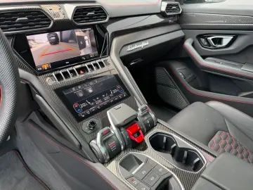 LAMBORGHINI Urus S  Plafon Panoramic AKRAPOVIC CARBON