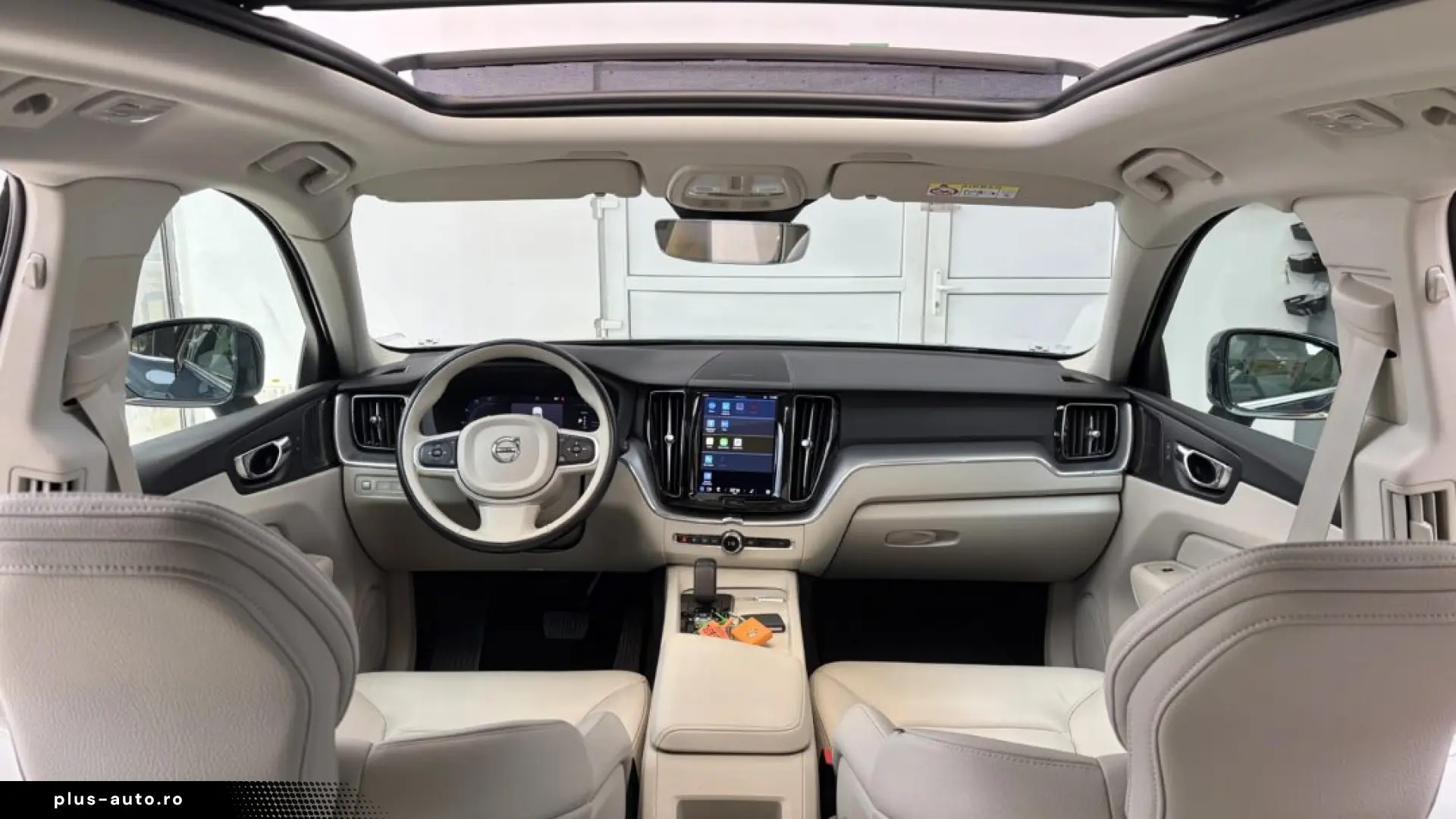 VOLVO XC-60 T6 AWD 2022 PHEV