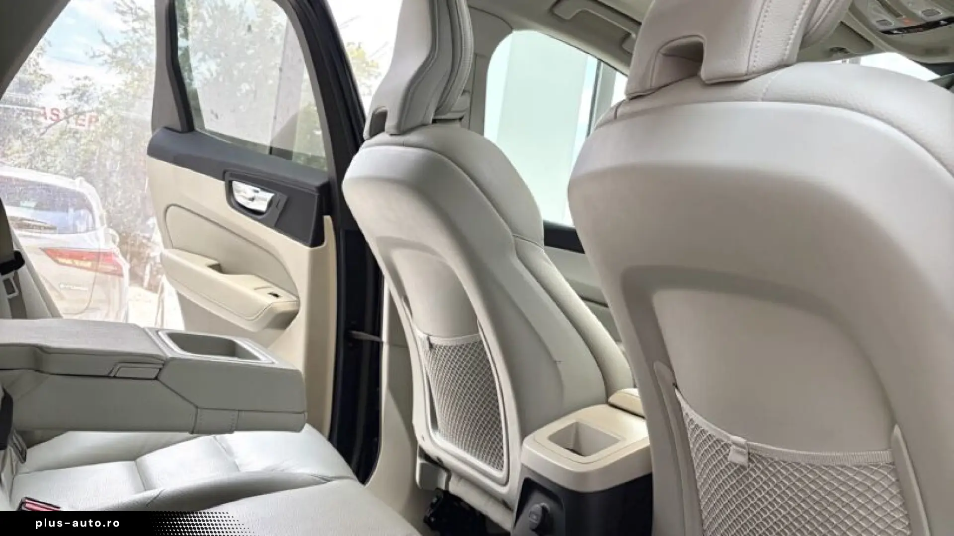 VOLVO XC-60 T6 AWD 2022 PHEV