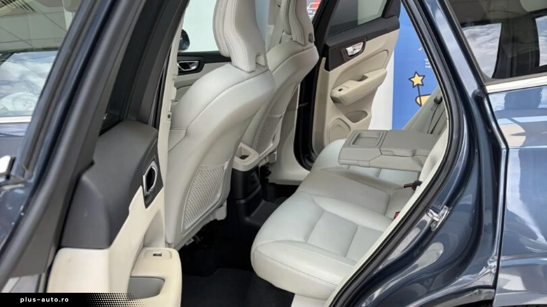 VOLVO XC-60 T6 AWD 2022 PHEV
