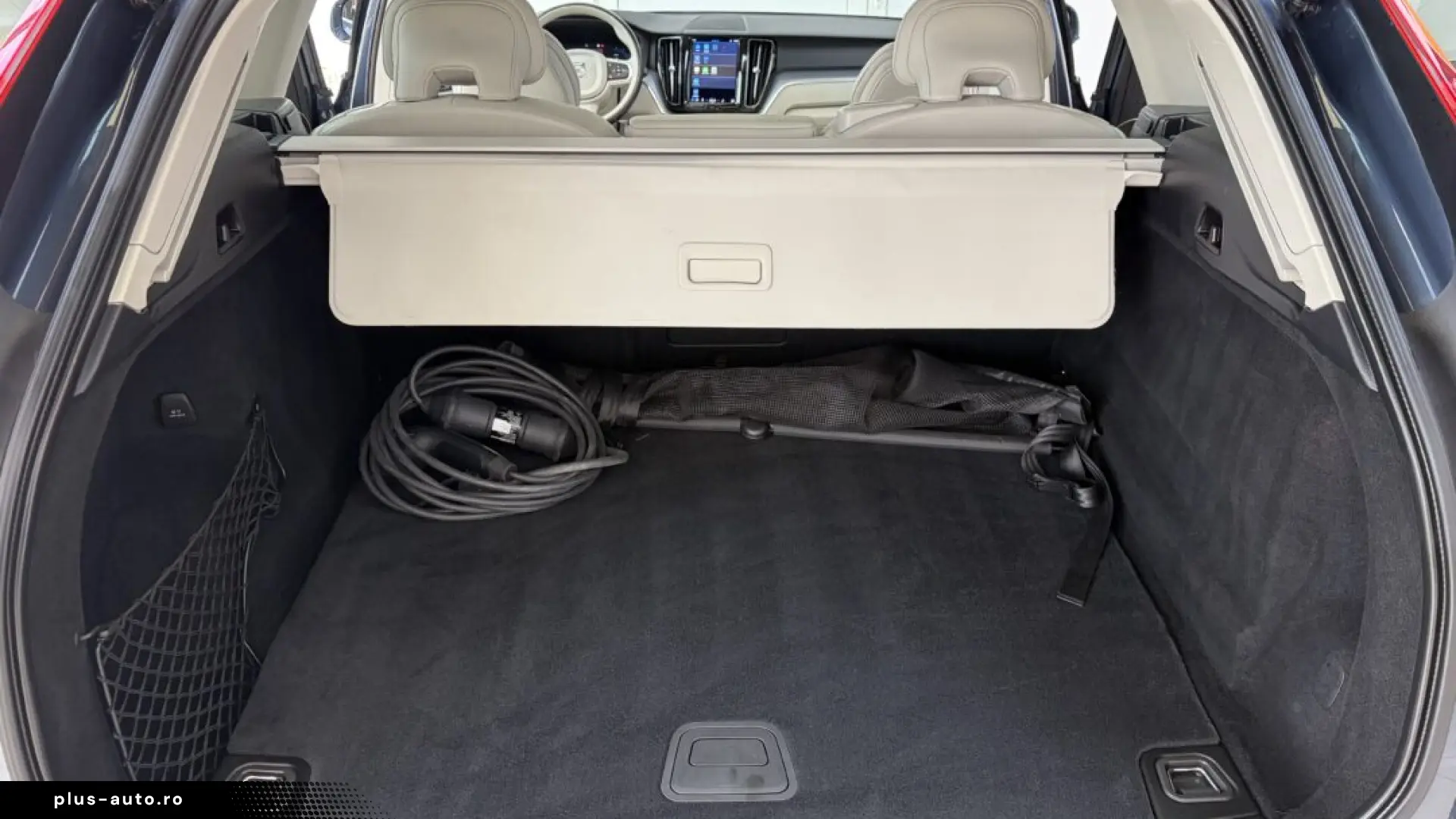 VOLVO XC-60 T6 AWD 2022 PHEV