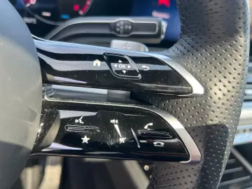 MERCEDES-BENZ GLE 450 d 4m C AMG Night AHK Pano Mbea…