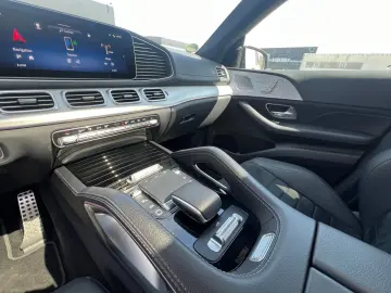 MERCEDES-BENZ GLE 450 d 4m C AMG Night AHK Pano Mbea…
