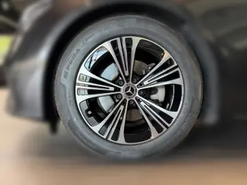 MERCEDES-BENZ E 220 d AVANTGARDE BURMAISTER