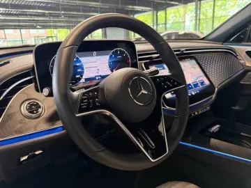 MERCEDES-BENZ E 220 d AVANTGARDE BURMAISTER