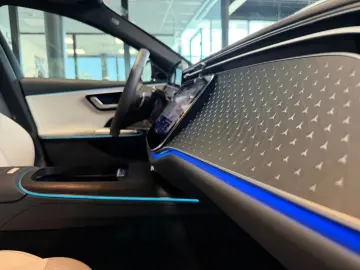 MERCEDES-BENZ E 220 d AVANTGARDE BURMAISTER