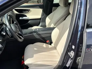MERCEDES-BENZ E 300 de Avantgarde Distronic Ambiente