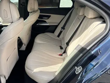 MERCEDES-BENZ E 300 de Avantgarde Distronic Ambiente