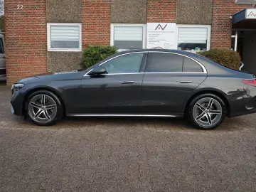 MERCEDES-BENZ E 220 d AMG Line Advanced