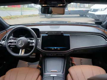 MERCEDES-BENZ E 220 d AMG Line Advanced