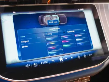 MERCEDES-BENZ E 220 d AVANTGARDE
