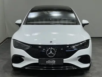 MERCEDES-BENZ EQE 300 Prem  HA4 5  Pano HeadUp Burm …
