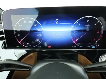 MERCEDES-BENZ E 220 d  AMG Line Advanced Burmester