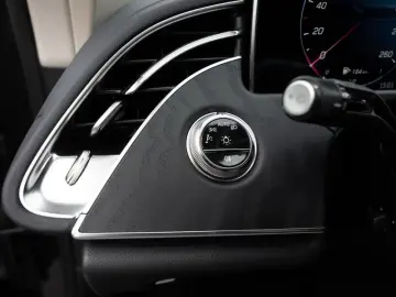 MERCEDES-BENZ E 200 Avantgarde Pano AHK Leder Beige