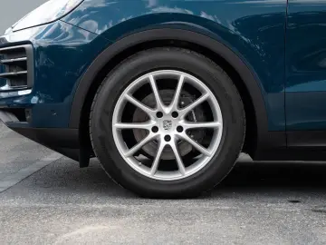 PORSCHE Cayenne AHK HUD InnoDrive Sitzbelüftung vorne