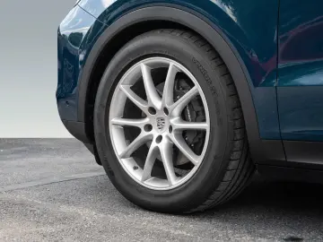 PORSCHE Cayenne AHK HUD InnoDrive Sitzbelüftung vorne