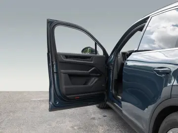 PORSCHE Cayenne AHK HUD InnoDrive Sitzbelüftung vorne