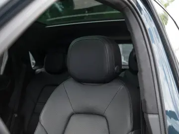 PORSCHE Cayenne AHK HUD InnoDrive Sitzbelüftung vorne