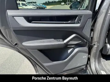 PORSCHE Cayenne Coupe LUFTFAHRWERK ACC MASSAGE BOSE