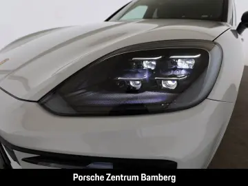 PORSCHE Cayenne   21 Zoll  Head Up  Sitzbelüft.  BOSE  S