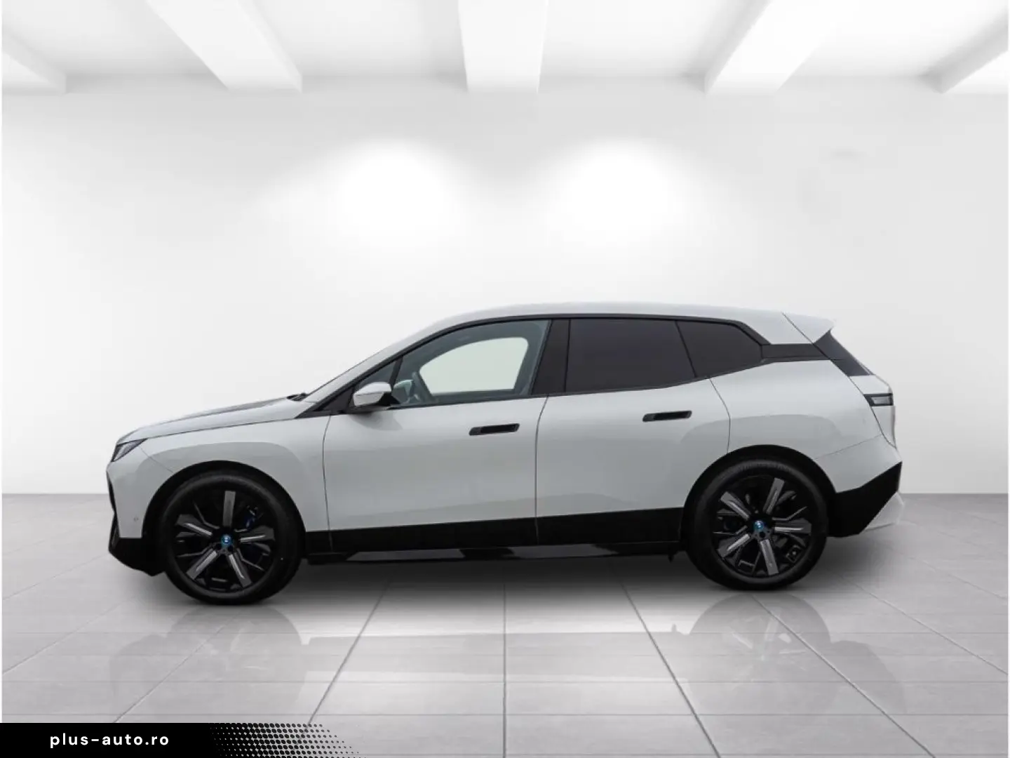 BMW iX xDrive40MSport Navi AHK HUD Leder eSitze RFK