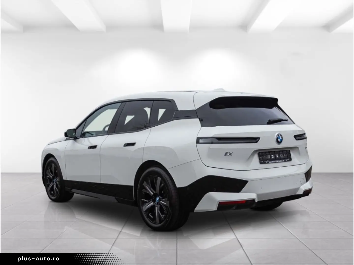 BMW iX xDrive40MSport Navi AHK HUD Leder eSitze RFK