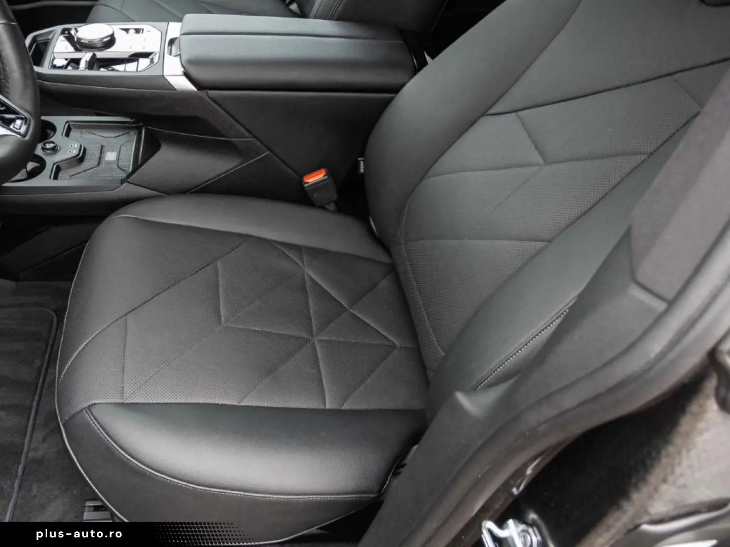 BMW iX xDrive40MSport Navi AHK HUD Leder eSitze RFK