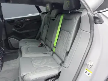 Lamborghini Urus V8 SE- B&O 3D- HUD- 360- Pano