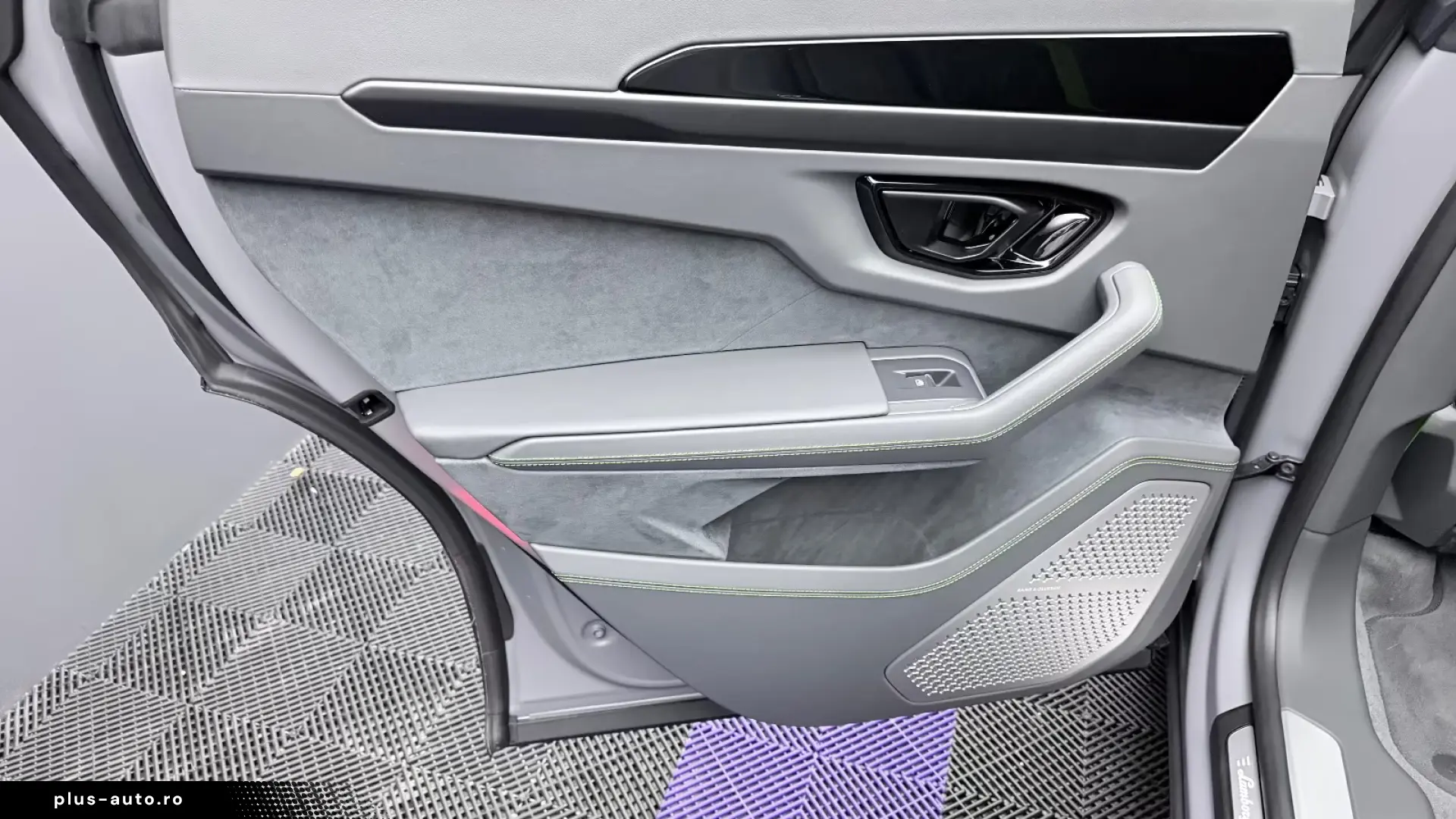 Lamborghini Urus V8 SE- B&O 3D- HUD- 360- Pano