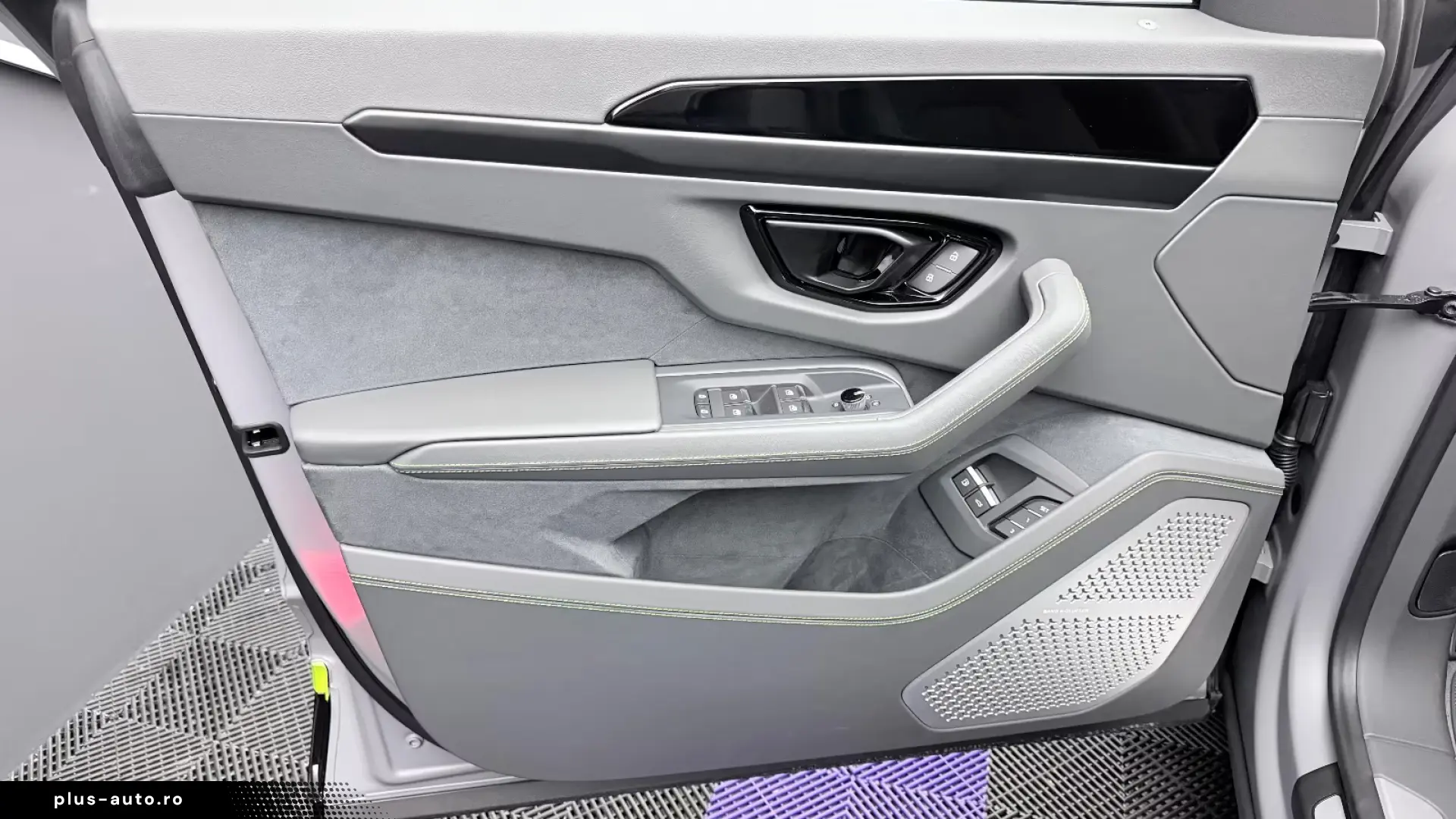 Lamborghini Urus V8 SE- B&O 3D- HUD- 360- Pano